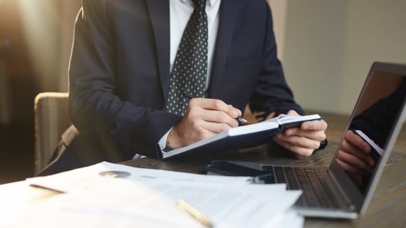 Karakteristik Pendapatan Bunga yang Dihasilkan Oleh Bank