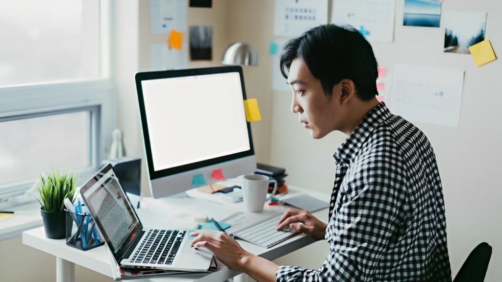 Pajak atas Pendapatan dari Platform Streaming di Indonesia