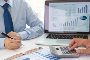 Tagih Berdasarkan Progres, Bukan Perkiraan: Pentingnya Progress Invoice untuk Proyek dan Produksi Bertahap